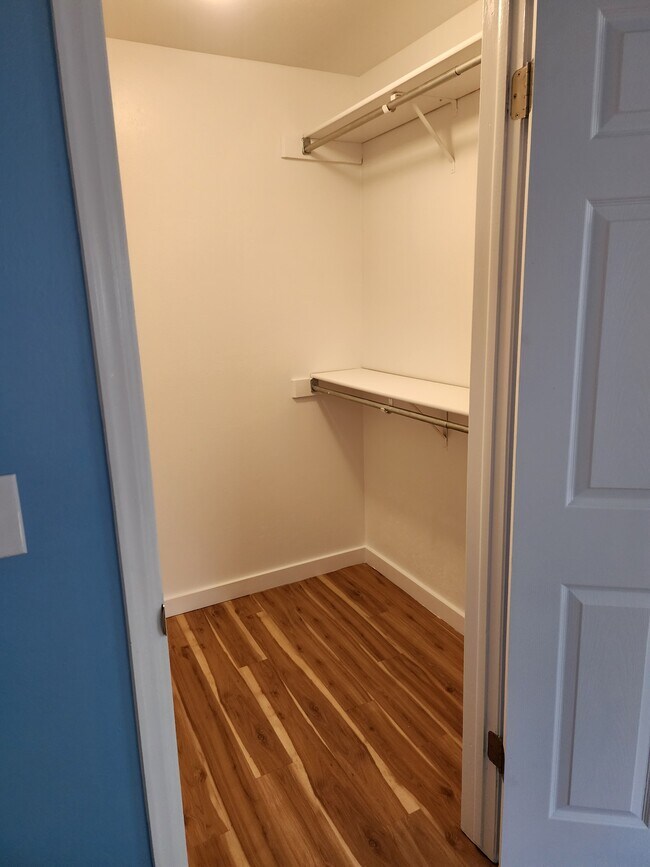 Building Photo - 7834 Greenbriar Cir