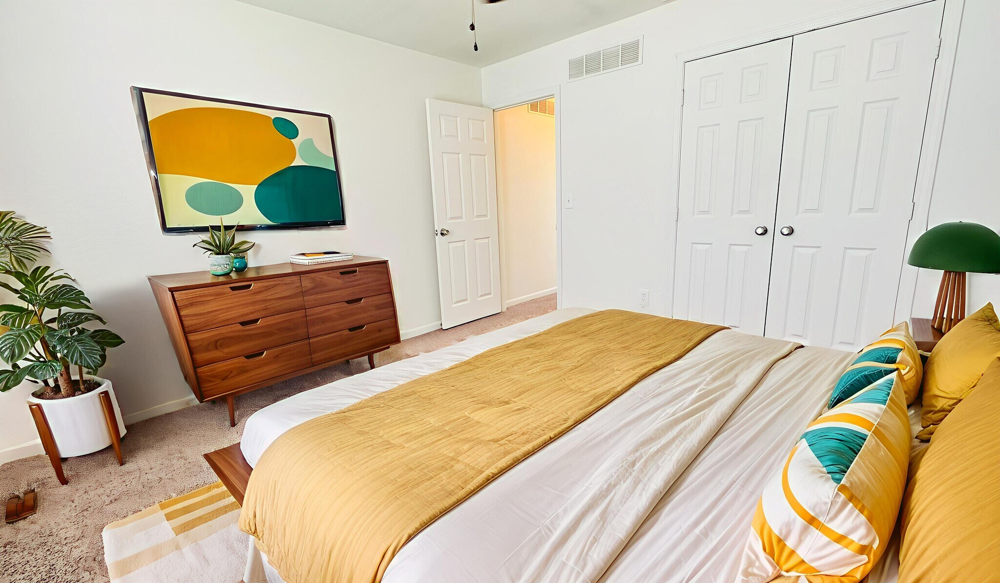 Building Photo - 5942 NE 42nd St