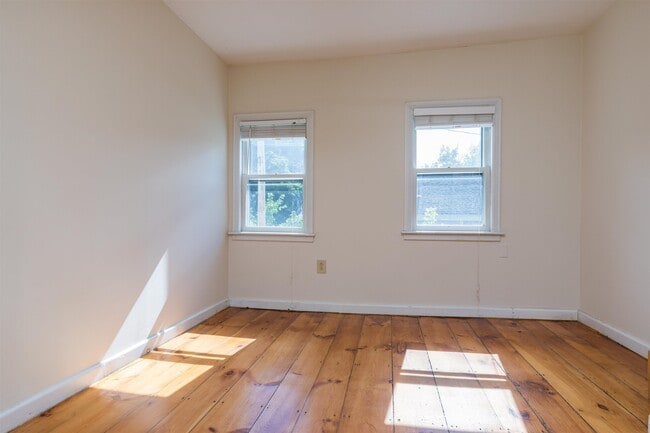 Building Photo - 21 Folsom St