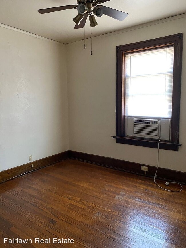 Building Photo - 501 N Randolph St