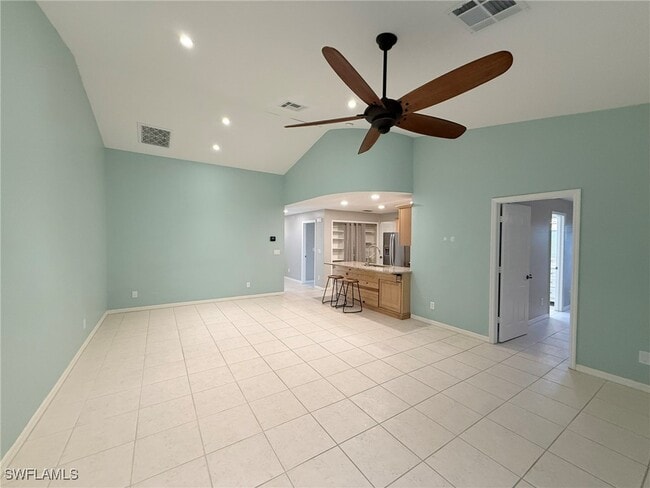 Building Photo - 8328 Matanzas Rd