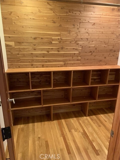 Building Photo - 1718 Cleveland Rd