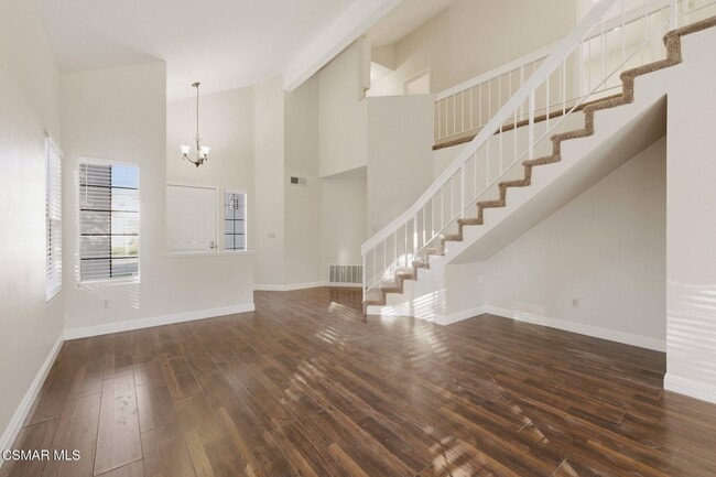 Building Photo - 26916 Lost Oak Ct