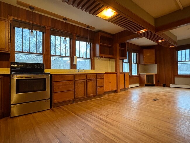 Building Photo - 173 Leesville Rd