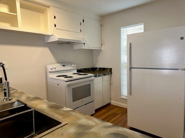 Building Photo - 4252 Belle Park Dr