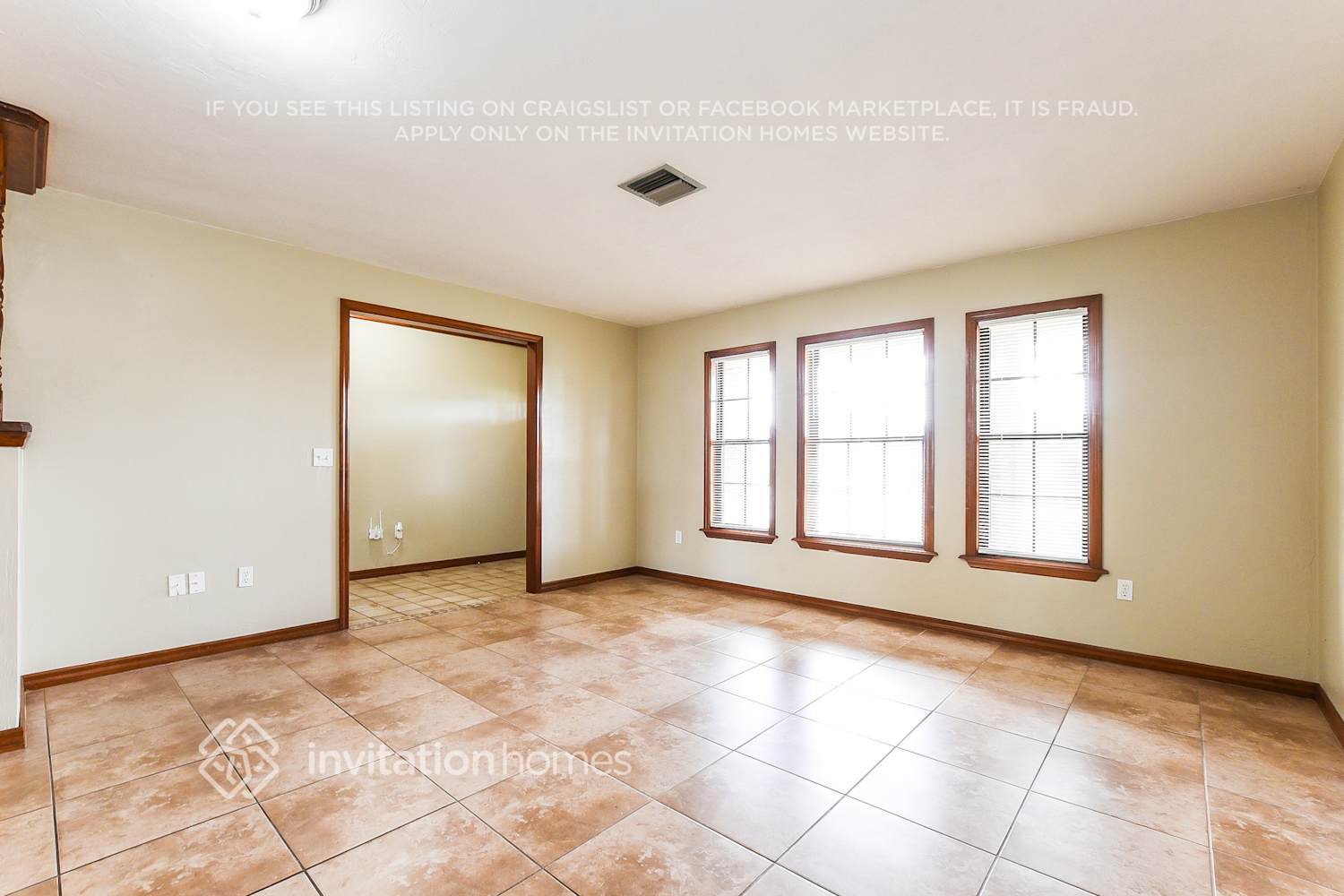 Building Photo - 644 Vicksburg St