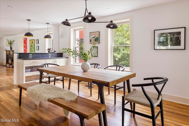 Building Photo - 243 Morton Rd