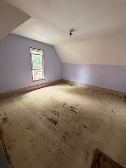 Building Photo - 235 S Whitesboro St
