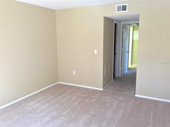 Building Photo - 315 30th Ave W