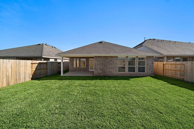 Building Photo - 4823 Shimmer Side Dr