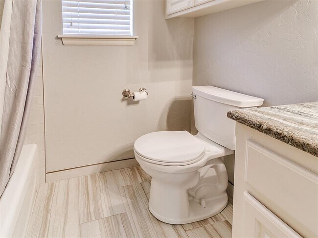 Building Photo - 8401 NW 107th St