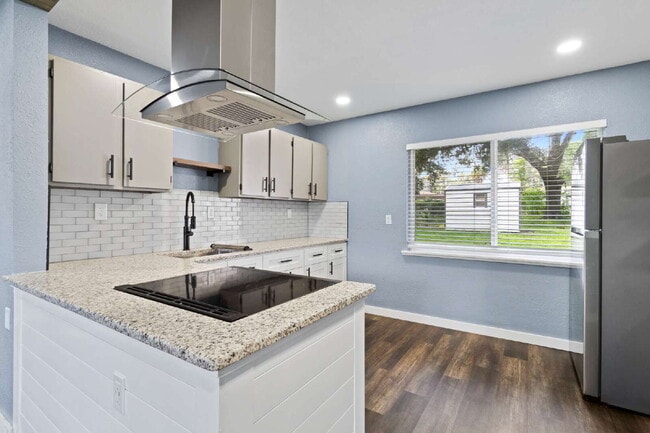 Building Photo - 3BR Home on Oversized Lot with Shed & Greenhouse