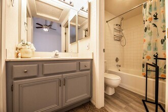 Building Photo - Cute FURNISHED 2 Bedroom Condo FOR RENT!