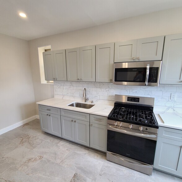 Building Photo - 6115 Monitor Pl