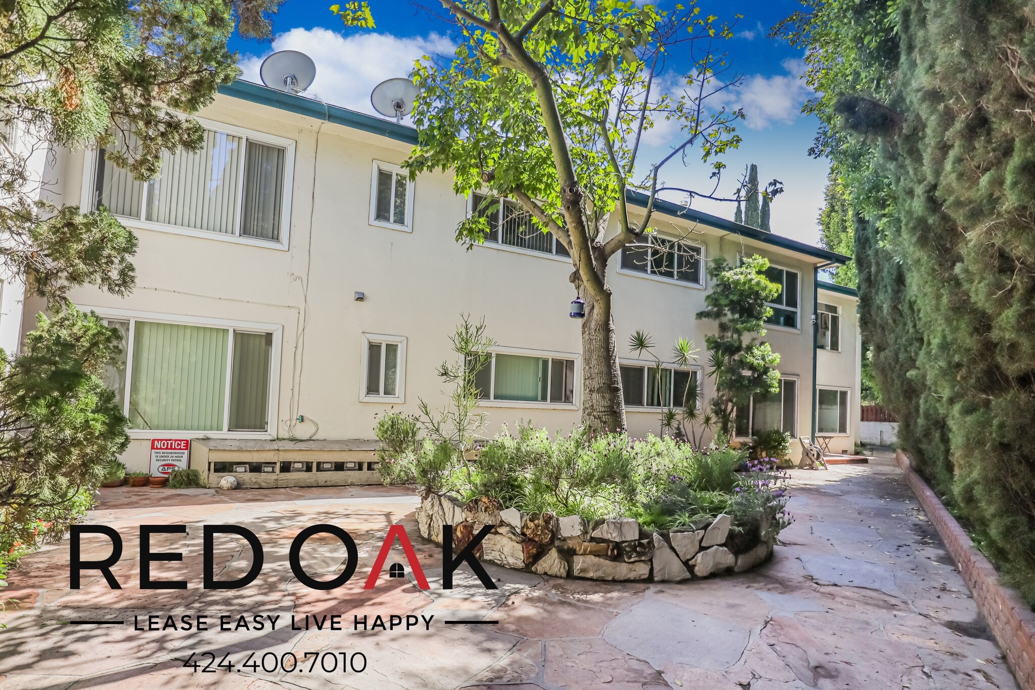 Building Photo - 3401 Club Dr