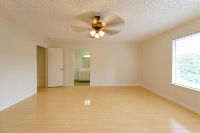 Building Photo - 7723 Miller Glen Ln