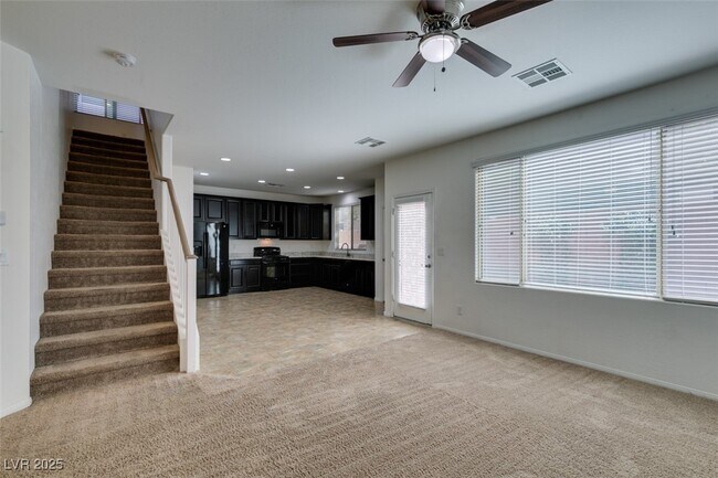Building Photo - 10315 Elmwood Glen Ave
