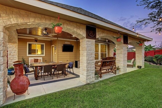 Building Photo - 5506 Stonefield Ct