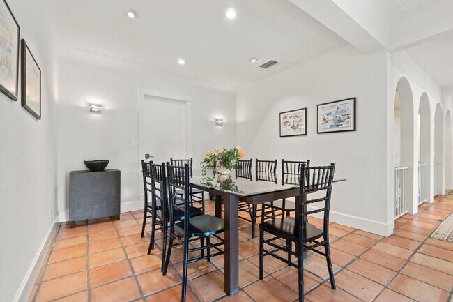 Building Photo - 3399 70th Ln N