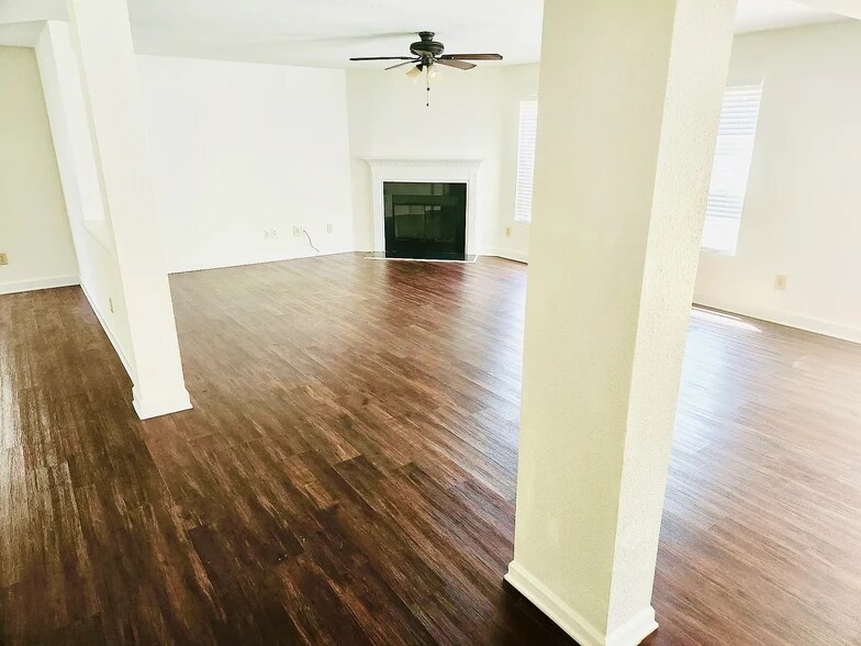 Building Photo - 3609 McDuff Ct