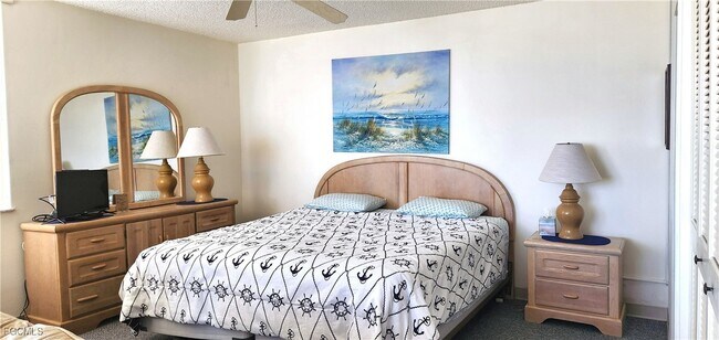 Building Photo - 7360 Estero Blvd