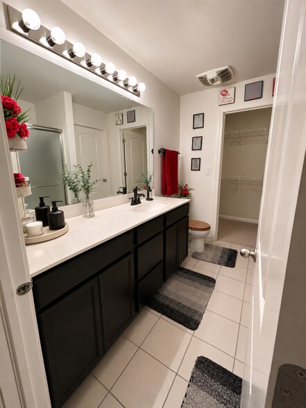 Building Photo - 651 Anchorage Ct
