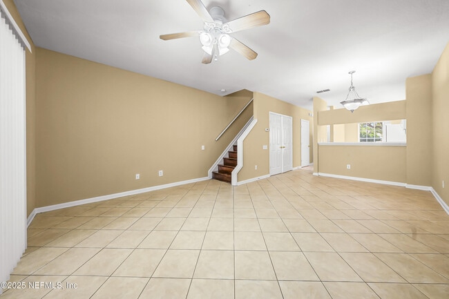 Building Photo - 8230 Dames Point Crossing Blvd