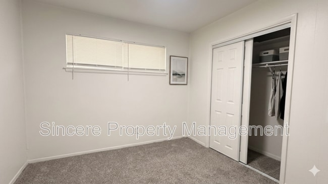 Building Photo - 401 NW 81st St