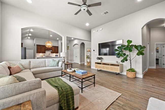 Building Photo - 4325 Tambre Bend