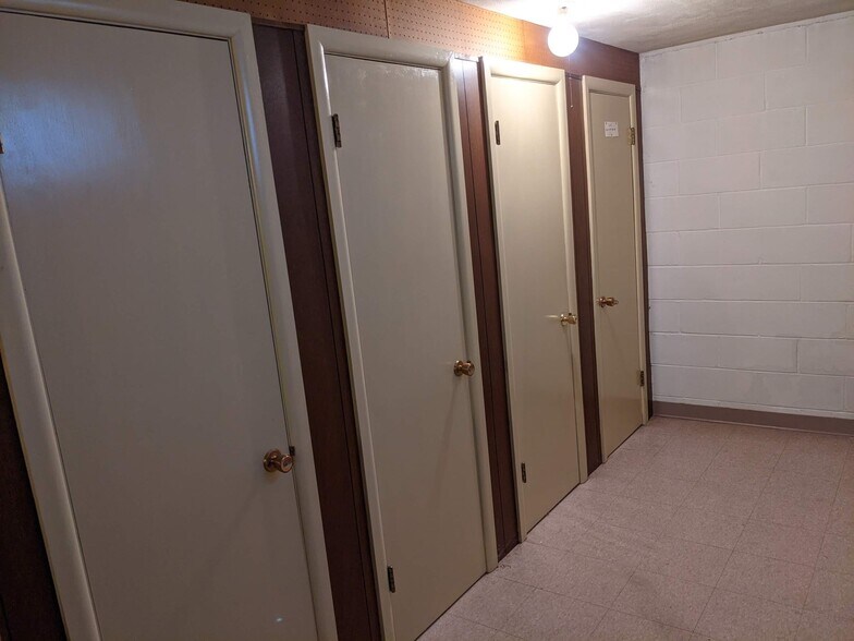 basement storage - 1916 N 44th Ave