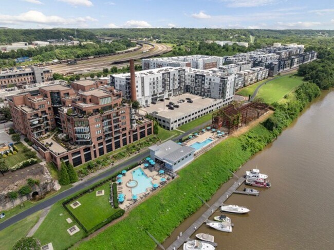 Building Photo - 4820 Old Main St