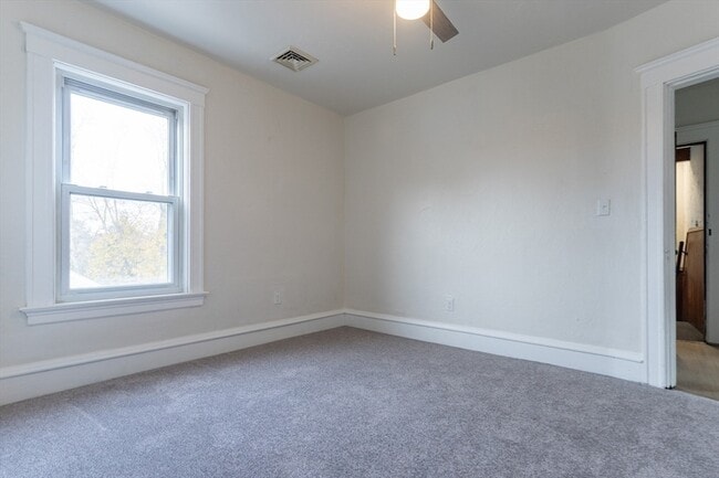 Building Photo - 643 Rathbun St