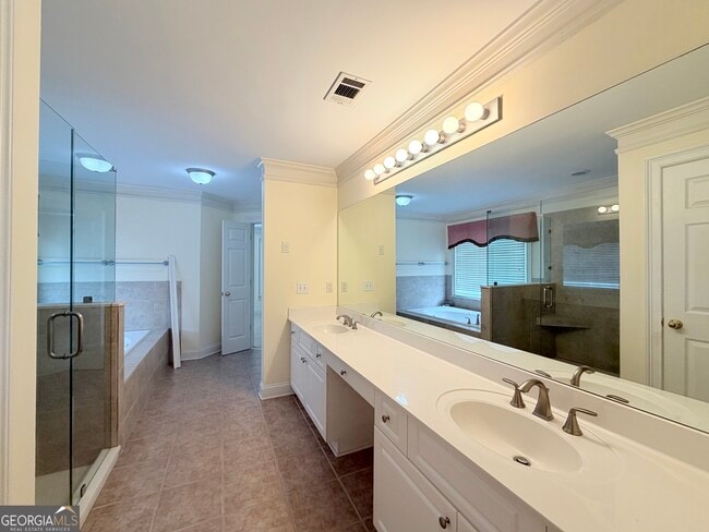 Building Photo - 3753 Baccurate Way