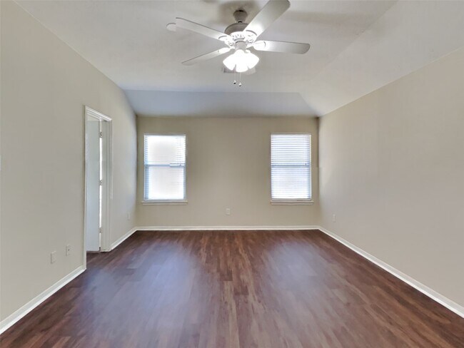 Building Photo - 2414 Teal Run Pl Dr