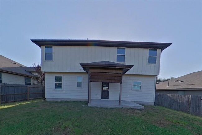 Building Photo - 240 Dragon Ridge Rd
