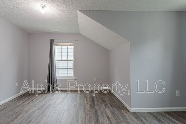 Building Photo - 736 Bent Hollow Ct