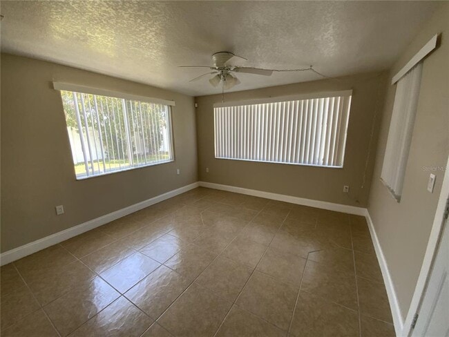 Building Photo - 4625 Compass Ct