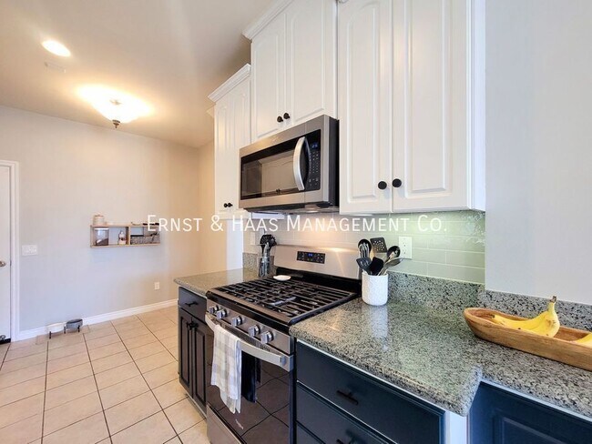 Building Photo - 15616 Firmona Ave