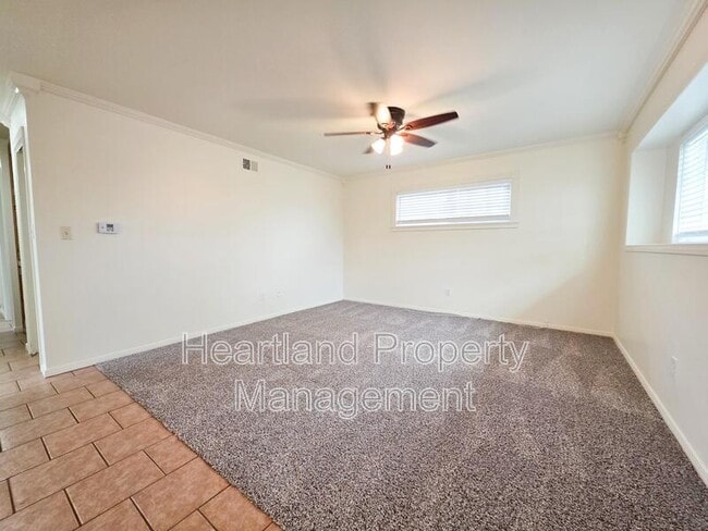 Building Photo - 631 Fig Ave