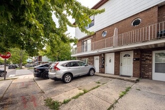 Building Photo - 343 Mercer Loop