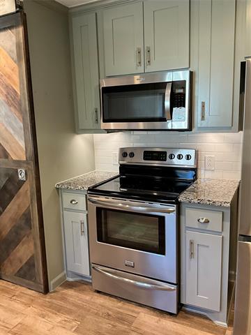 Building Photo - 404 N Board St