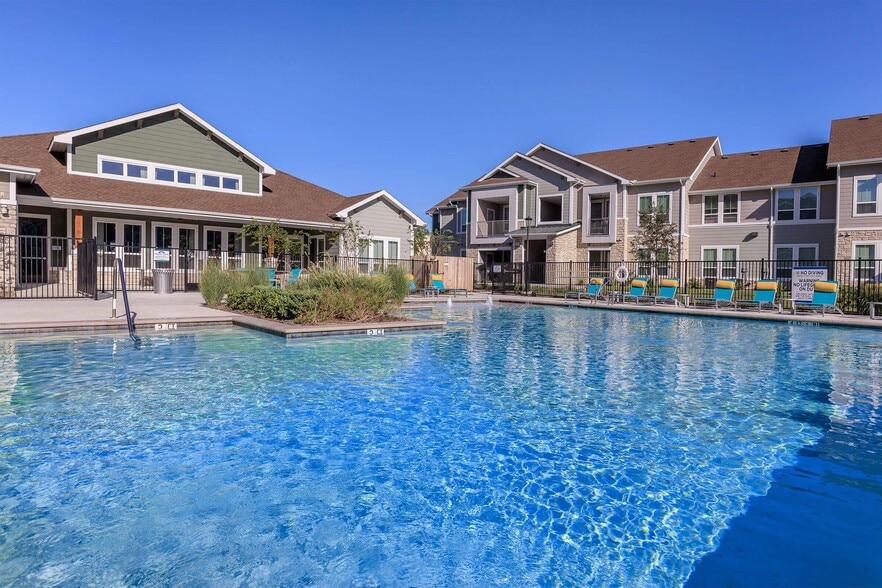 Campus Apartments 4633 Campus Dr Fort Worth TX 76119 Apartment Finder