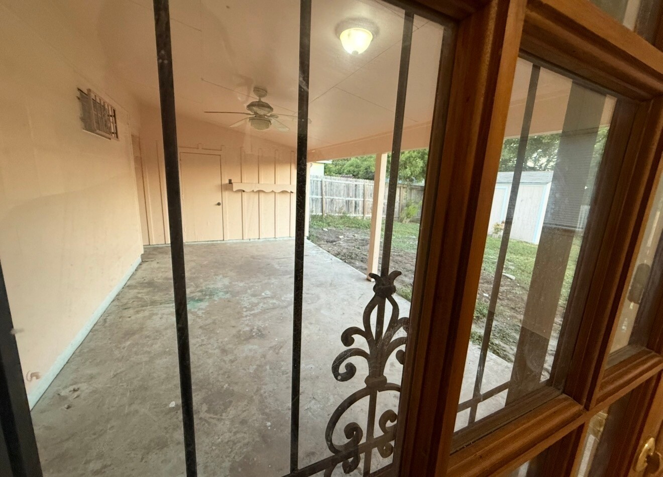 Building Photo - 2903 Shadow Bend Dr