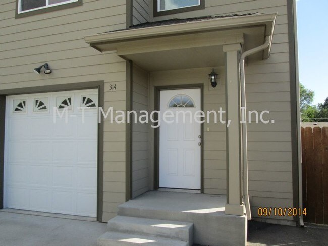 Building Photo - 314 S Blake Rd