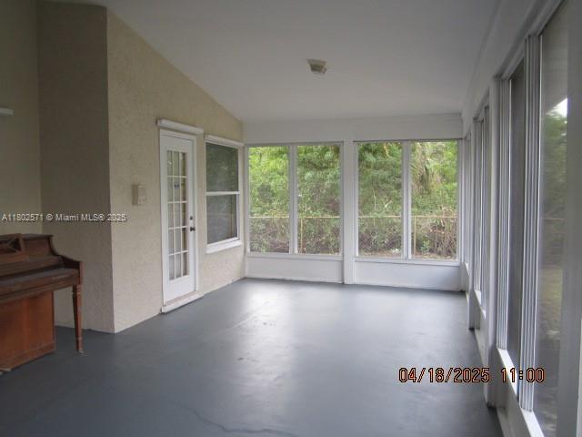 Building Photo - 4622 SW Dateland St