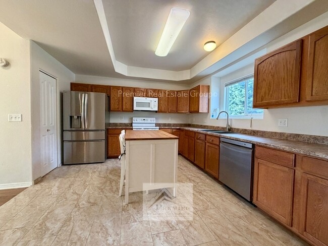 Building Photo - 2225 Stepping Stones Way