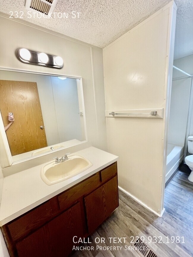 Building Photo - 232 Stockton St