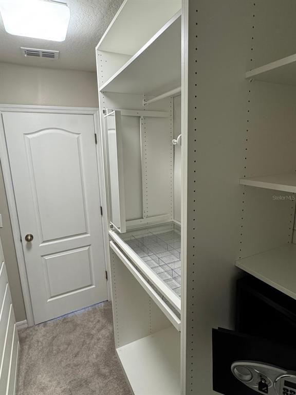 Building Photo - 2091 Bent Grass Ave