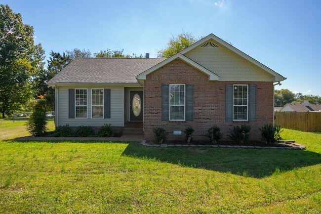 Building Photo - 112 Heritage Dr
