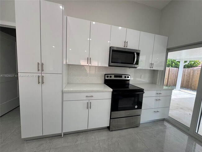 Building Photo - 14263 SW 177th Terrace